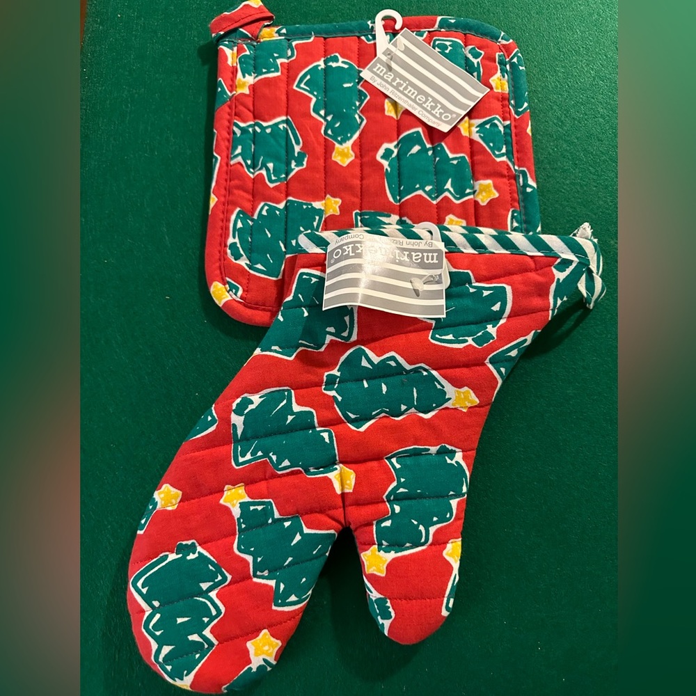 Vintage John Ritzenthaler Co Christmas Pot Holder & Oven Mitt - NWT